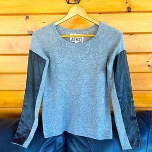 Aiko Pullover Cashmere and Wool and Leather Sweater XS